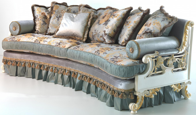 Modern Italian sofa for 4 people