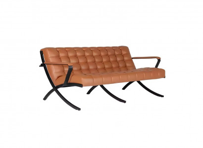 Modern Chesterfield sofa for 3 people