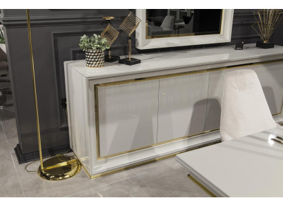 Modern and luxurious wall mirrors with white frame