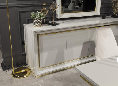 Modern and luxurious wall mirrors with white frame