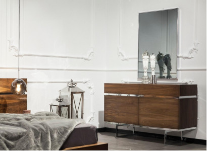 Complete bedroom furniture set with bed, nightstand, and dresser, hotel quality, 5 pieces.