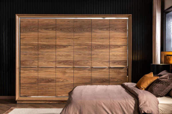 Wardrobe with 6 doors for the bedroom