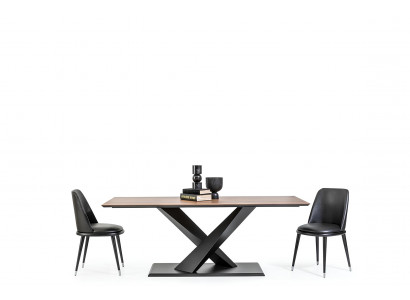 Table with 4 chairs