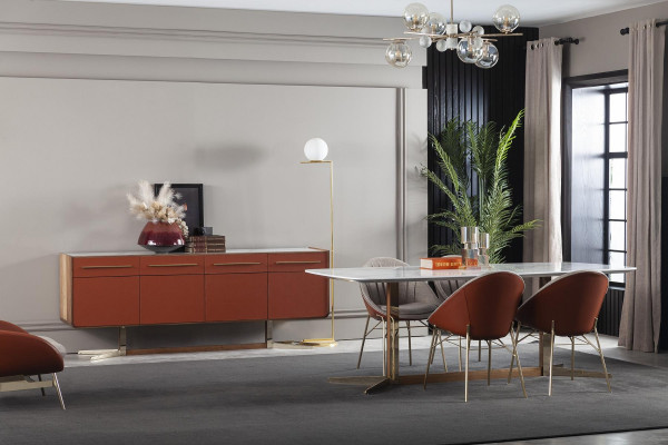 Luxury Italian dining table with 4 chairs