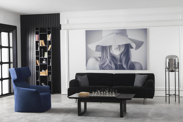 Sofa set 4+3+1 with table