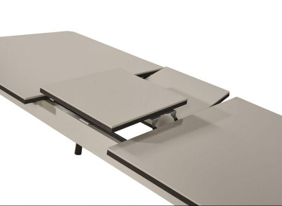 Complete 6-piece dining table