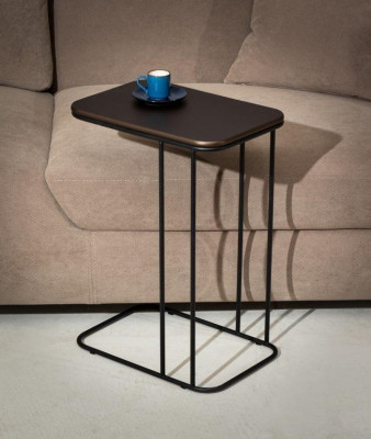 Modern side table in timeless design - practical and stylish