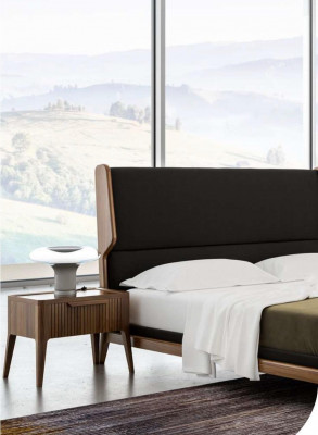 Brown Bedroom Set Bed Nightstands 2-piece Modern Style Luxury Furniture
