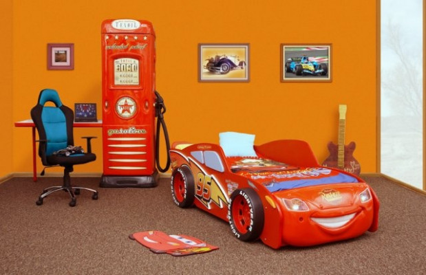 Bed with mattress youth bed car vehicle sports car lighting MCQUEEN