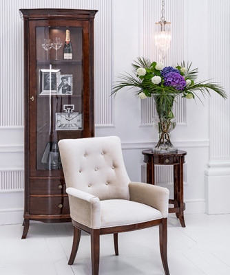 White Chesterfield Armchair TV Recliner Luxury Design Single Seater