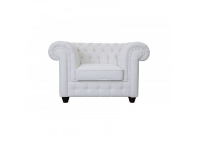 Elegant White Chesterfield Armchair: The Charm of the Classical in Modern Style