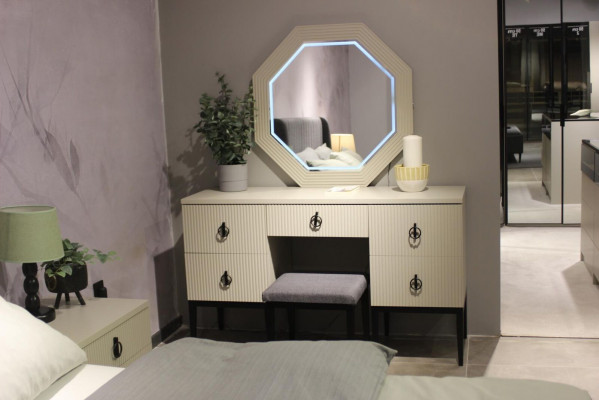 Exclusive designer vanity table with mirror function, functional and luxurious, new
