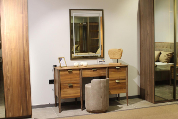 Luxury furniture design dressing table with mirror stool new bedroom new