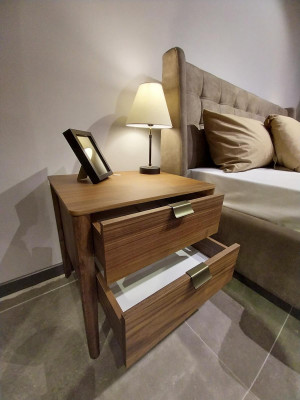 Designer bedroom set luxury bed 2x nightstands wood completely new 3 pieces.