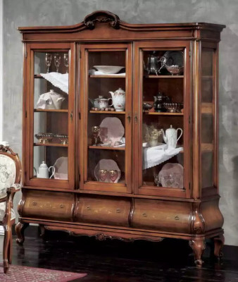 Classic dining room furniture set, wooden furniture, dining table with 4 chairs, display cabinet, 6 pieces.