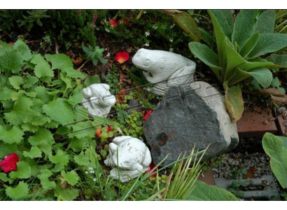 Garden Decoration Frog Terrace Stone Figurines Figure Deco Statue