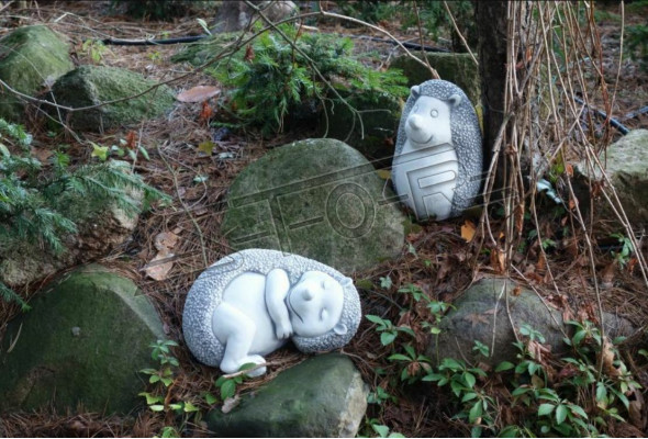 Garden decoration hedgehog terrace stone cartoon figures figure decorative statue