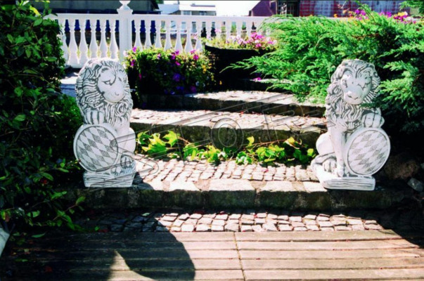 Garden decoration lion nature statue sculpture figures sculptures designer