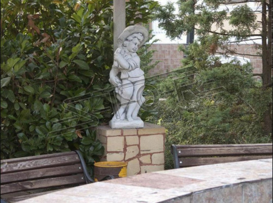 Young 70cm Figure Statue Figures Sculpture Statues Garden White Decoration