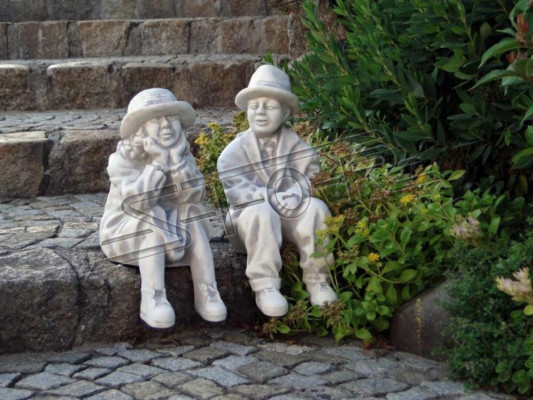 Young Seated Figure Decorative Statue Figurines Sculpture Statues Garden