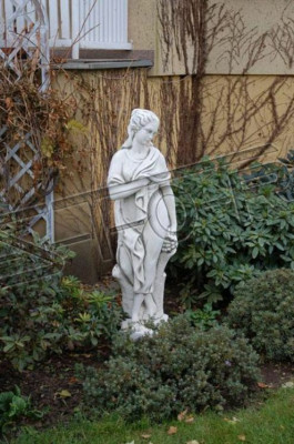 Roman figure statue woman figures statues sculpture decorative sculptures