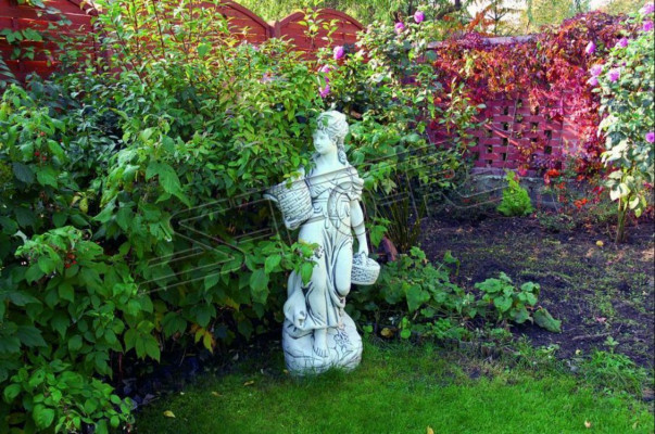 Roman figure statue woman figures statues sculpture sculptures