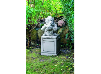 Base for columns column foundation garden terrace white figures stand