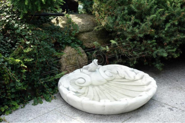 Bird Bath Decor Sculpture Design Figurine Statue Garden Figures Statues