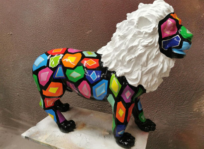 Colorful Figure Abstract Painted Statues Garden Sculptures Lion Handmade Art New