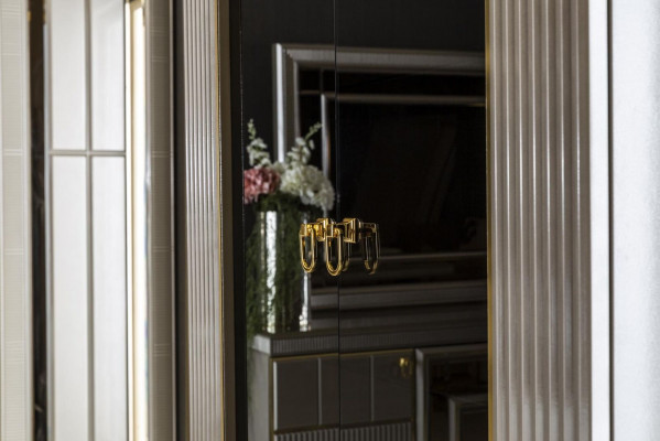 Showcase Grey Dining Room Luxury Furniture Metal Wood Design Cabinet Elegant New