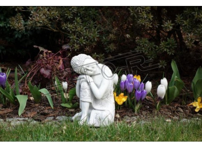 Decorative Buddha sculpture in stone look. Large figure sculpture for the garden.
