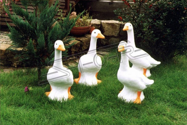 Garden decoration duck statue sculpture figures sculptures designer