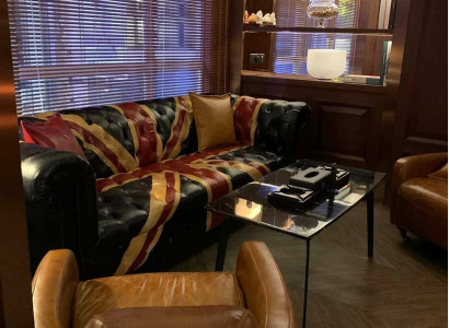 Jack Union Chesterfield Upholstered Sofa Couch 3 Seat Leather Style Luxury Upholstered Couch