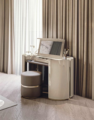 Bed 2x Nightstands Dressing Table with Mirror Stool Set 5 pcs Italian Furniture