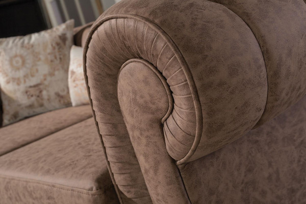 Stylish Brown Chesterfield Two-Seater Designer 2-Seater Sofa