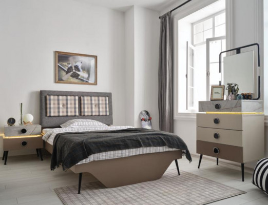 Bedroom multicolored complete bed nightstand dresser mirror new