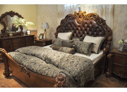 Classic bed baroque rococo chesterfield style double leather hotel antique