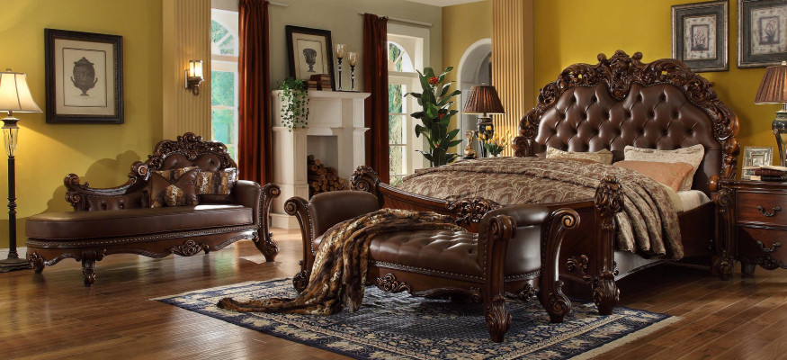 Double bed, bed, marital bed, luxury beds, baroque, rococo, antique style, Chesterfield.