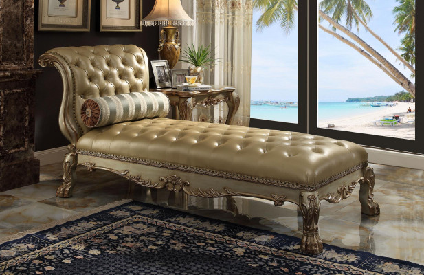 Chesterfield chaise longues leather sofa golden recliners Chesterfield sofa