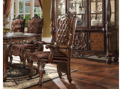 Classic Brown Chesterfield Chair Exclusive Leather Chair Baroque Style Seating Furniture