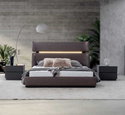Luxury bedroom set bed with 2x nightstands, modern design set