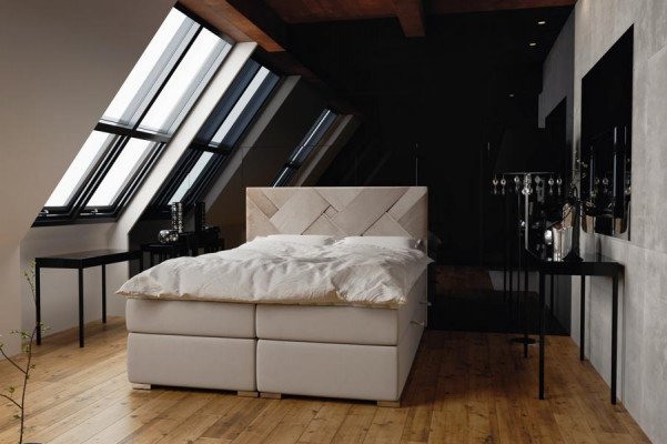Luxury Bed Designer Bedroom Upholstered Furniture Modern Double Bed Box Spring Bed