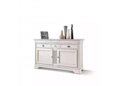 High-quality chest cabinet in classic Italian design