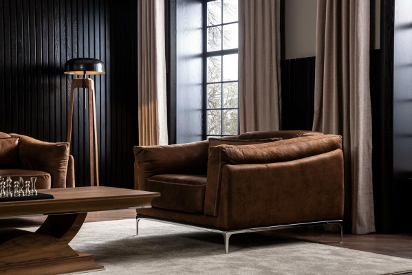 Armchair in Brown Modern Style Medium Upholstered Luxurious Comfortable Single-Seater