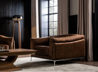 Armchair in Brown Modern Style Medium Upholstered Luxurious Comfortable Single-Seater