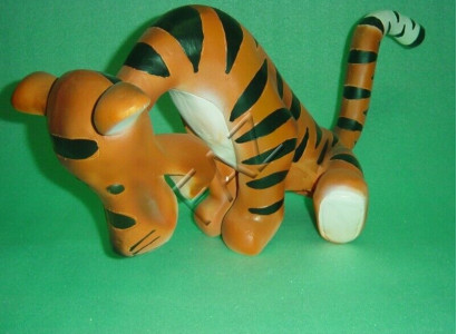 Design Tigger figurine statue sculpture figurines sculptures decoration decor new c430