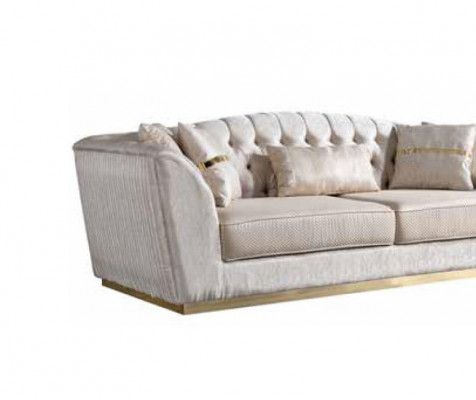 3-seater sofa for living room Comfortable sofa in white Luxurious sofa new
