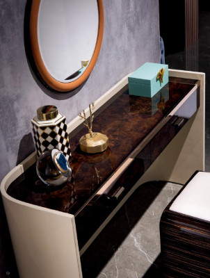 Console table, dressing table, vanity tables, console decor, bedroom.