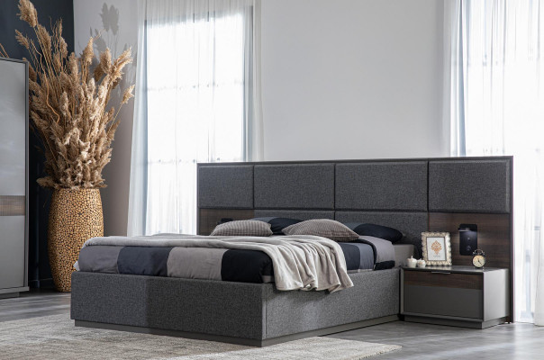 Bedroom bed 2x nightstands dresser mirror luxury design furniture 5-piece set.