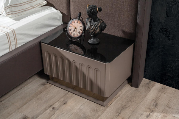 Brown Bedroom Set Modern Double Bed Nightstands 3-Piece Set